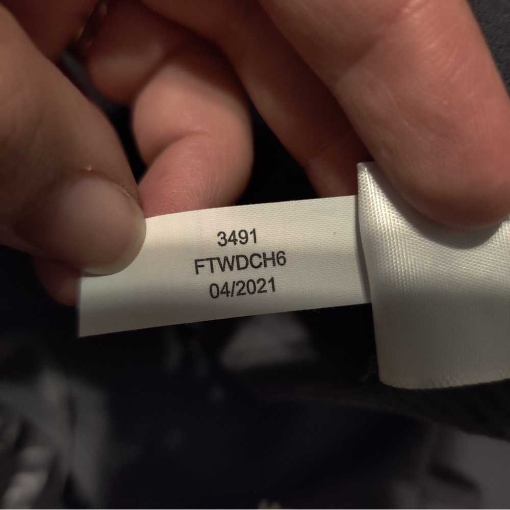 Aeropostale Seriously Soft Seamless Snap Henley Dark Gray Crop Top - Picture 5 of 6